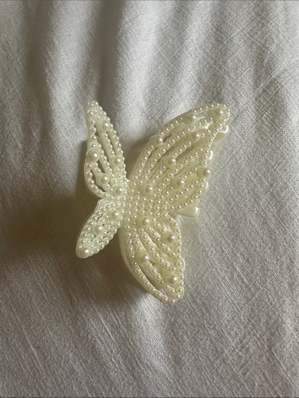 Pearl Butterfly Hair Clip - White